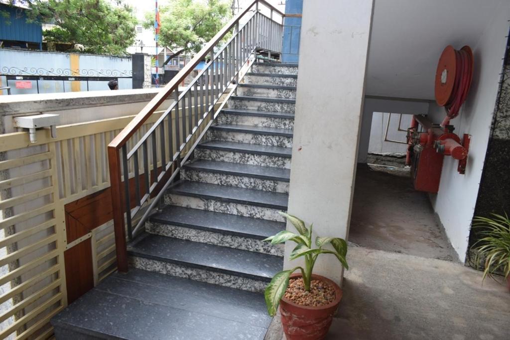 Hotel Signature Inn Pondicherry Exterior foto